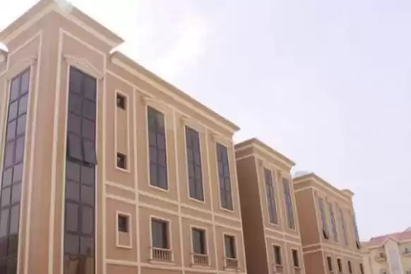 Résidentiel Propriété prête 2 chambres F / F Appartement  a louer au Al-Sadd , Doha #8135 - 1  image 